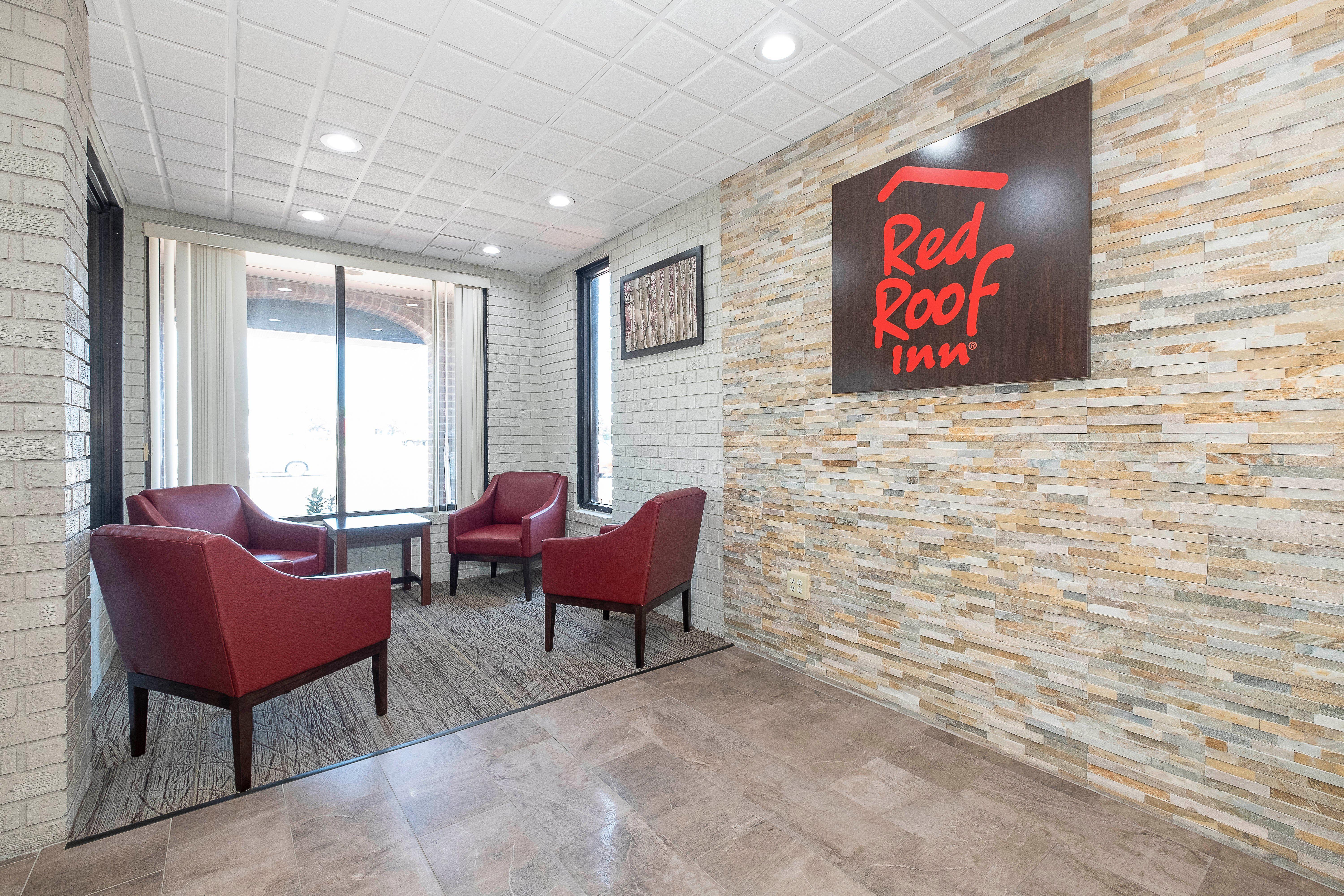 Motel Red Roof 2*